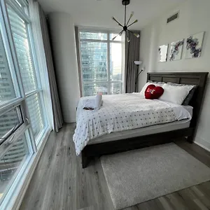 Prestigious 2-bdrm - Across From Scotiabank Arena Toronto